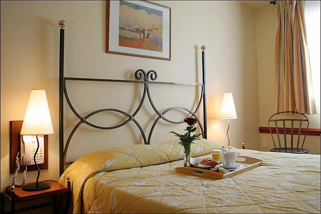 ***  Hotel Cabane - Orso Hotels Parigi Francia