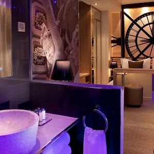 Secret De - & (adults Only) Parigi